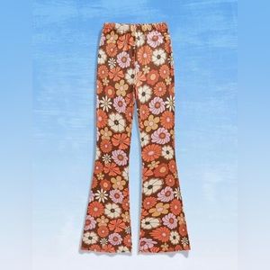 Medium flare leggings